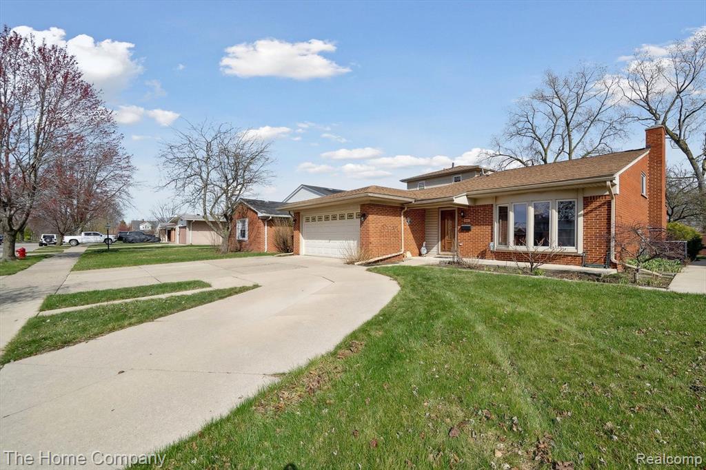4473 Parkside Boulevard, Allen Park, MI 48101 — Photo 4