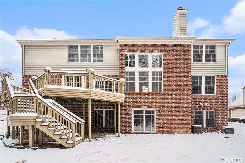 45247 OAK FOREST Drive, Northville, MI 48168 — Photo 17