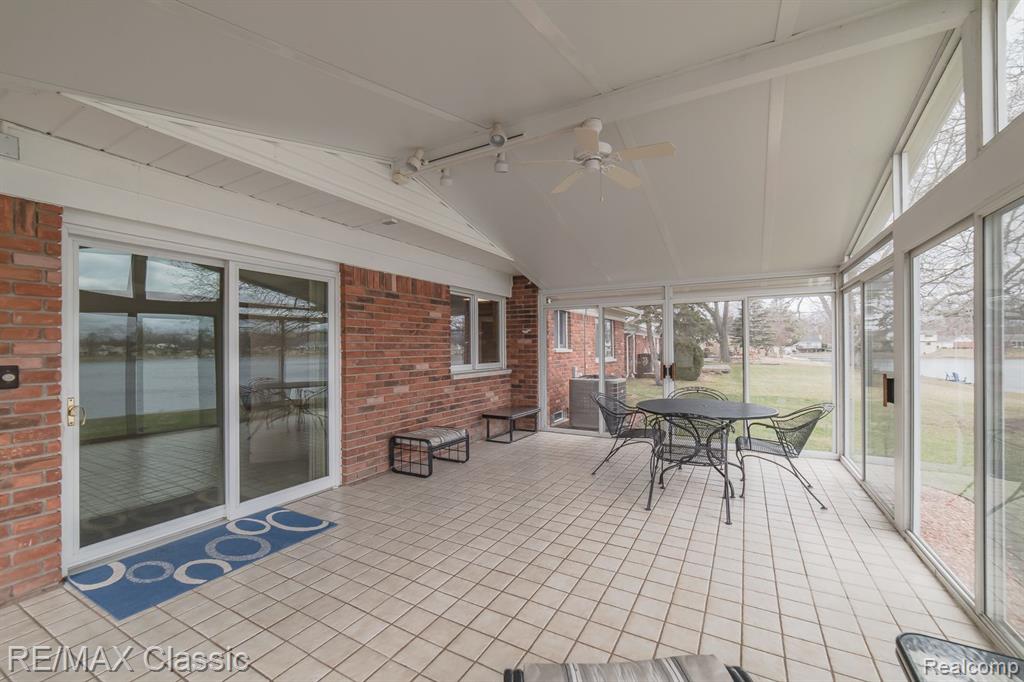 1587 Three Lakes Drive, Troy, MI 48085 — Photo 22