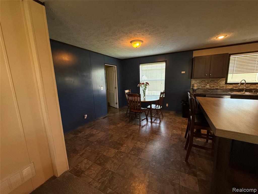 1101 Forest Lane, Columbus, MI — Photo 17