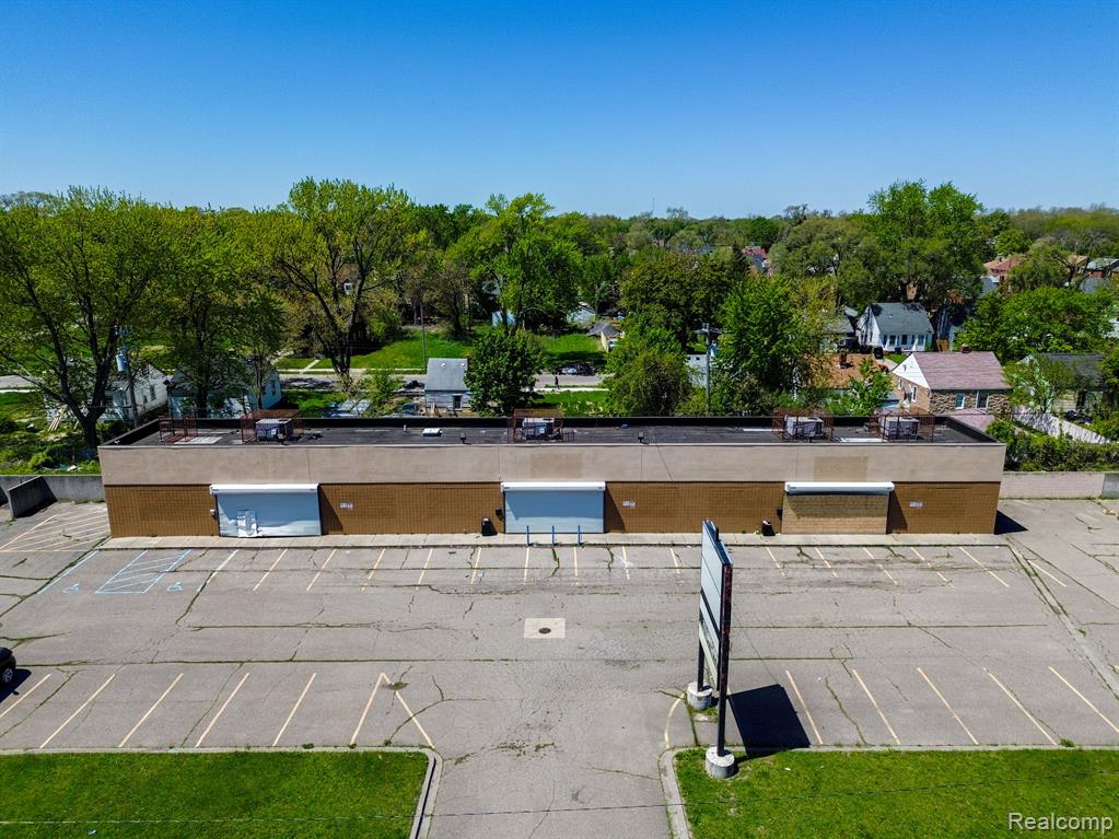 19701 MOUND Road - Photo 3