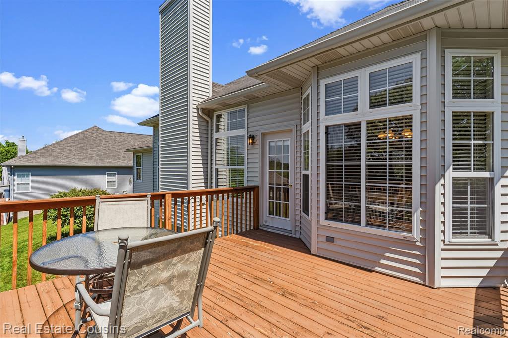 4344 Oak Tree Court, Fenton, MI 48430 — Photo 30