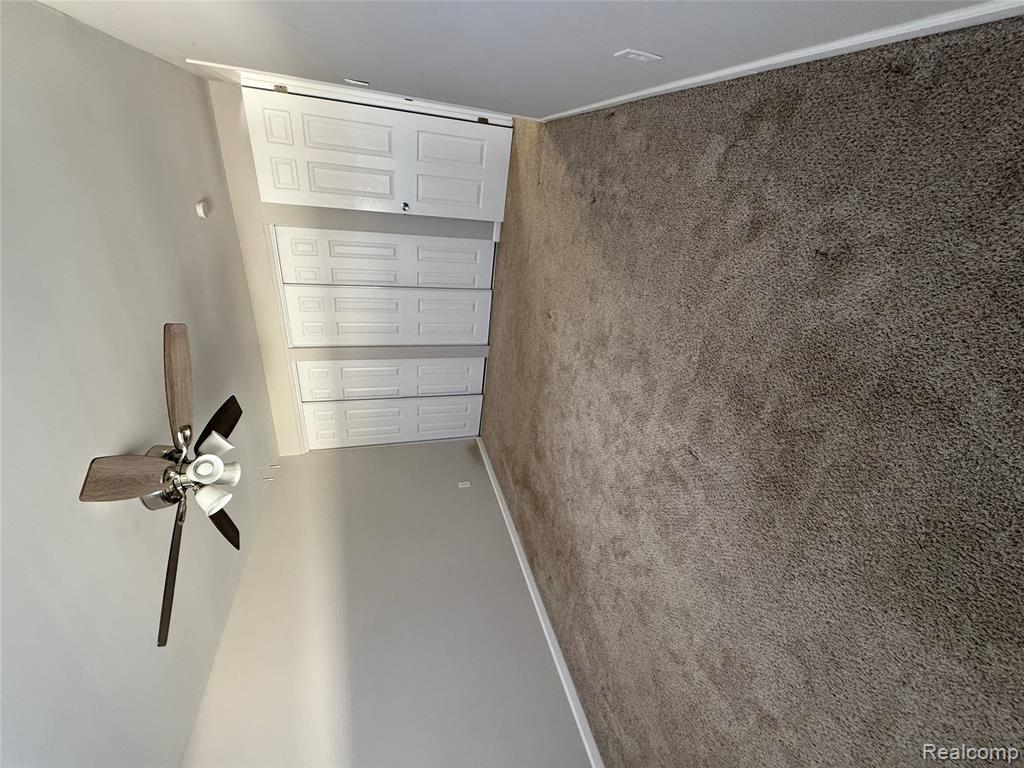 41229 N Central Drive, Sterling Heights, MI 48313 — Photo 12
