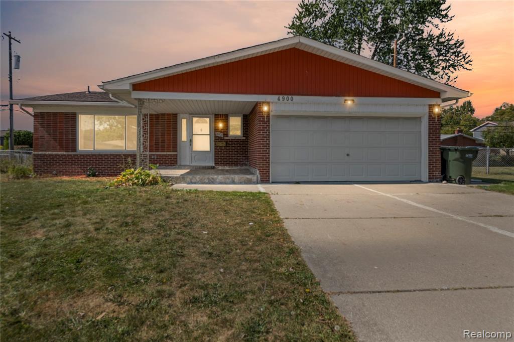 4900 Kadena Court, Sterling Heights, MI 48310 — Photo 2