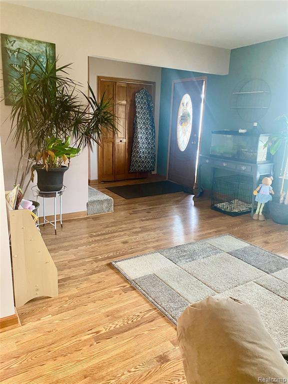 24816 Pamela Street, Flat Rock, MI 48134 — Photo 5
