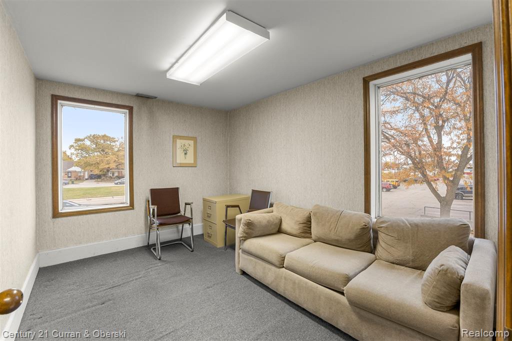 6336 Fox Avenue, Allen Park, MI 48101 — Photo 24