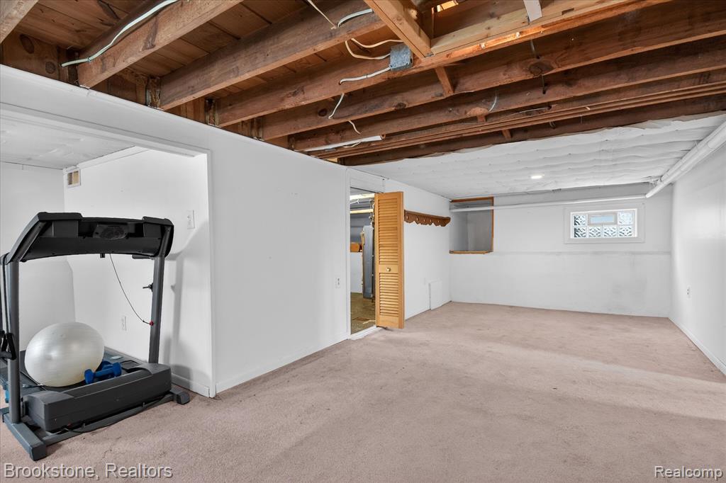 86 OAKDALE Boulevard, Pleasant Ridge, MI — Photo 24