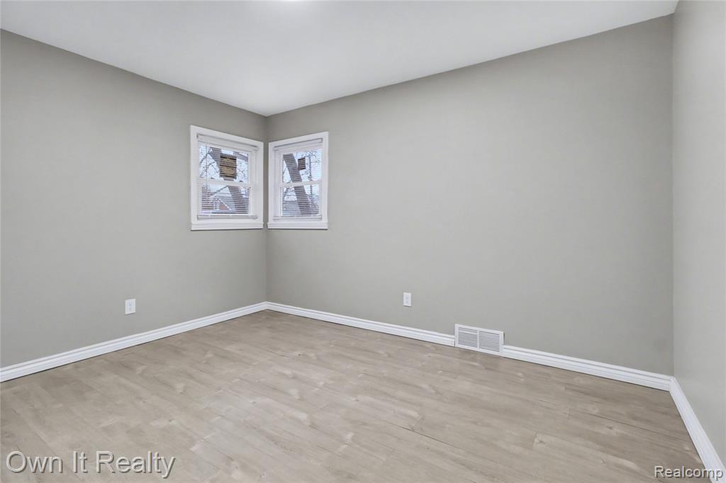 7260 Warwick Street, Detroit, MI 48228 — Photo 20
