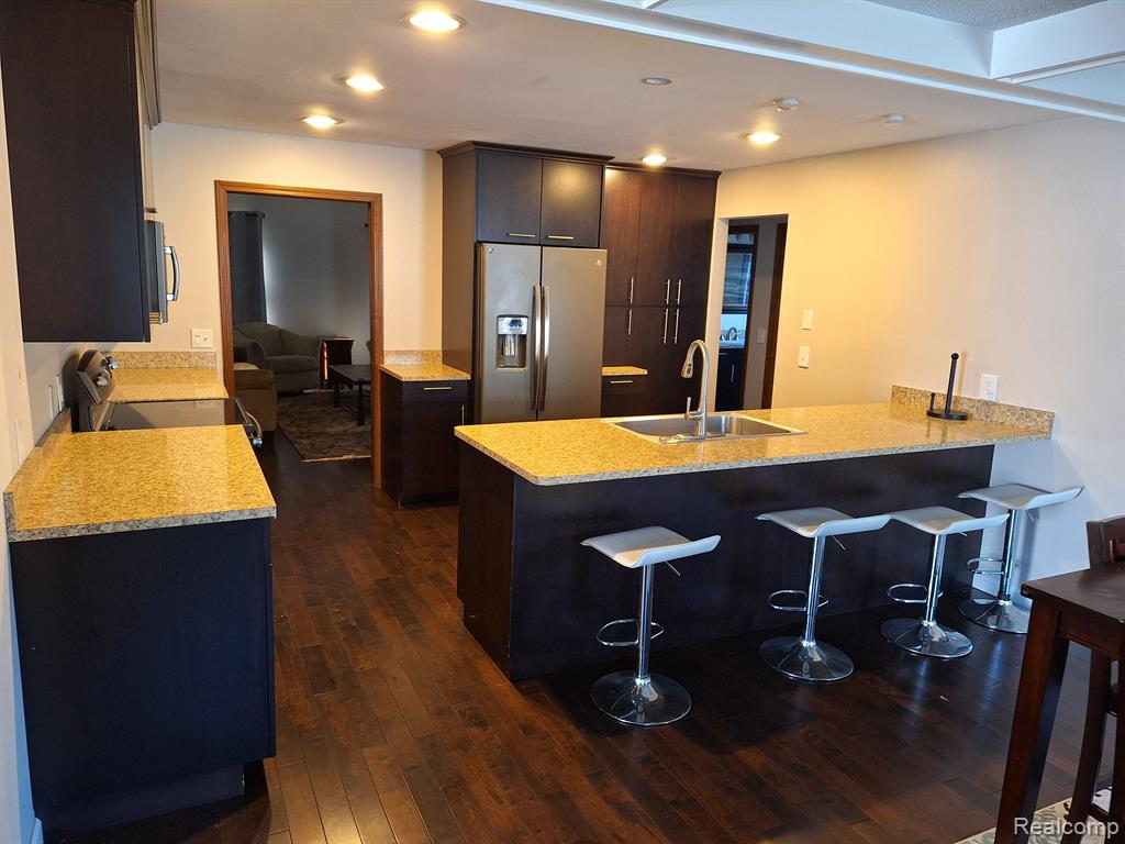 610 W 4TH Street, Royal Oak, MI 48067 — Photo 6
