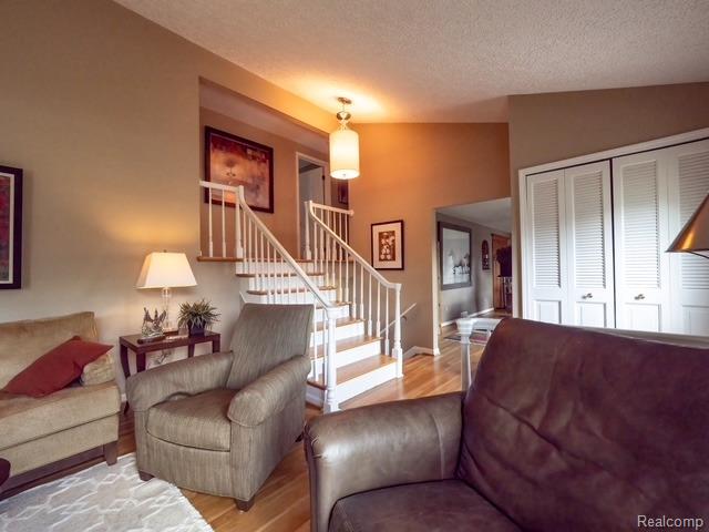 4923 Dusk Drive, Utica, MI 48316 — Photo 7