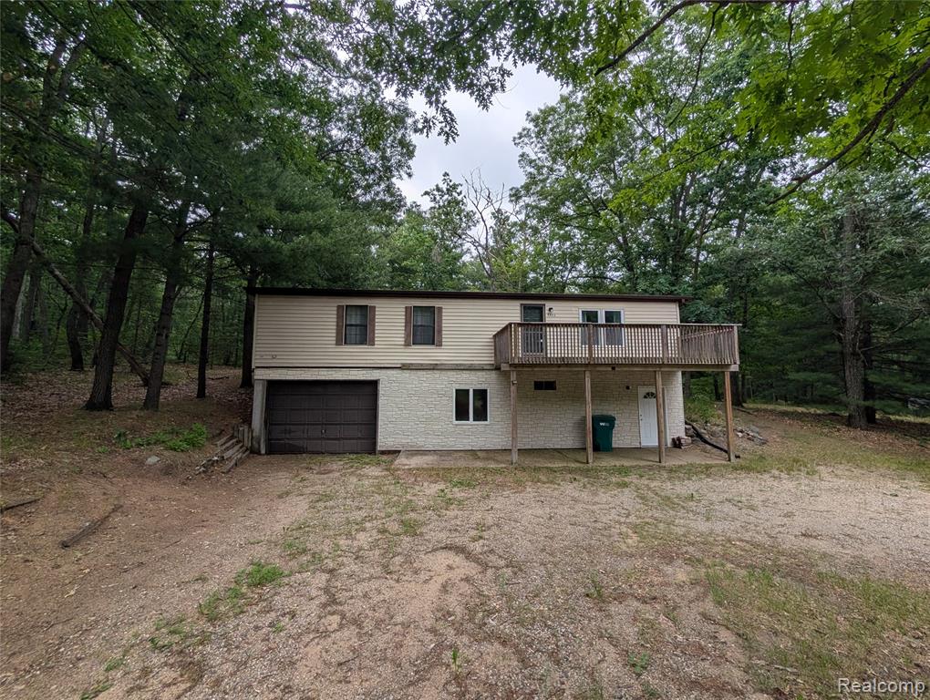 3817 S Townline Road, Houghton Lake, MI 48651