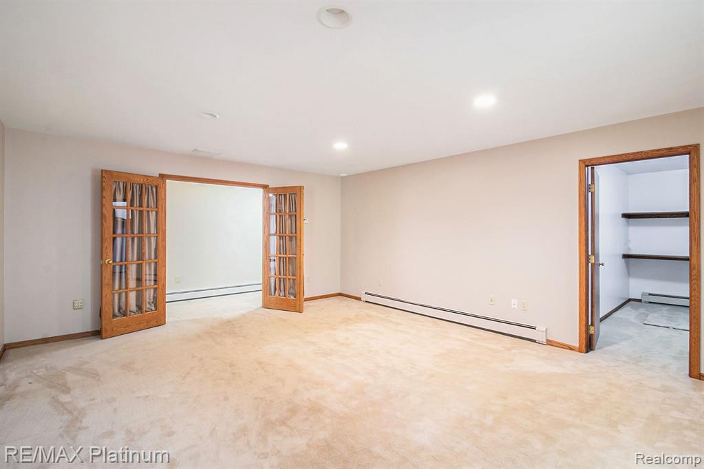 4352 Fenton Road, Hartland, MI 48353 — Photo 25