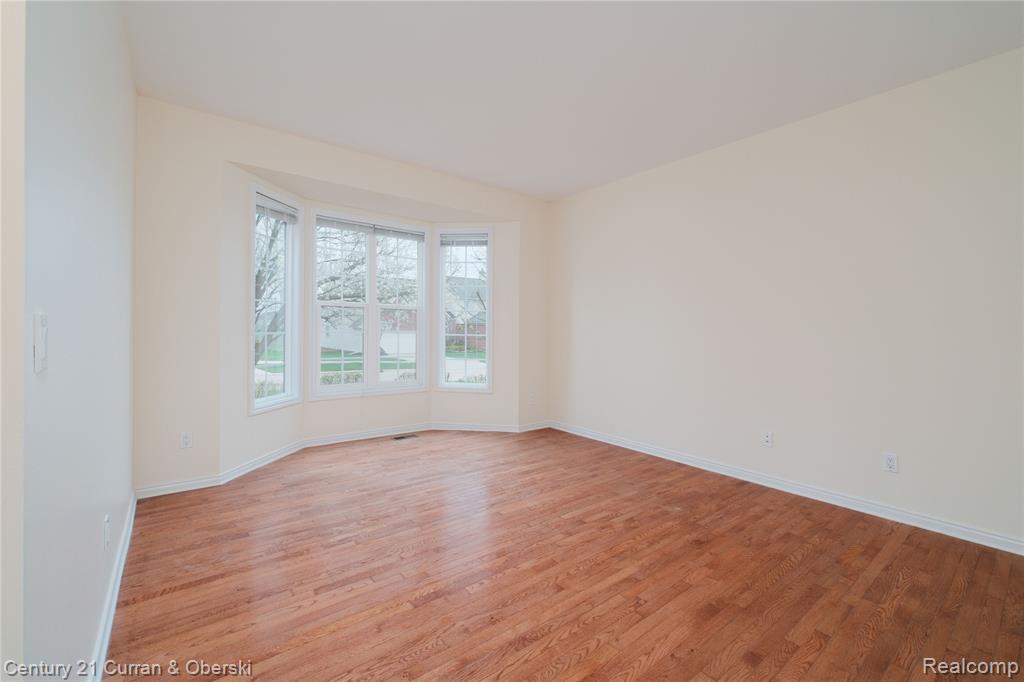 24838 Valleywood Drive, South Lyon, MI 48178 — Photo 6