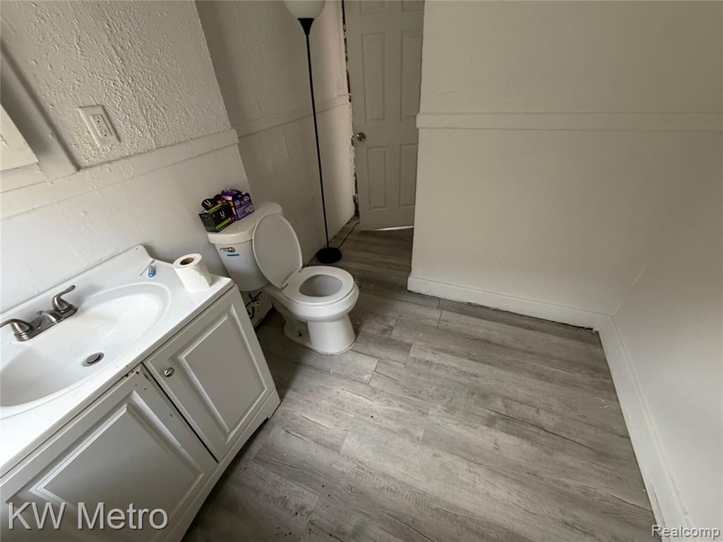 4797 Saint Clair Street, Detroit, MI 48214 — Photo 12
