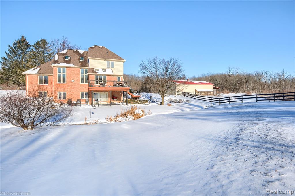 2051 E Oakwood Road, Oxford, MI 48370 — Photo 75