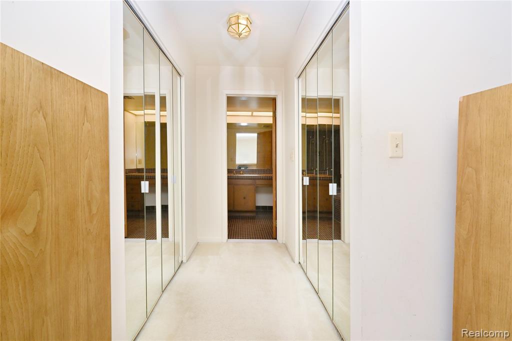 6011 Pebble Lane Court, West Bloomfield, MI — Photo 18