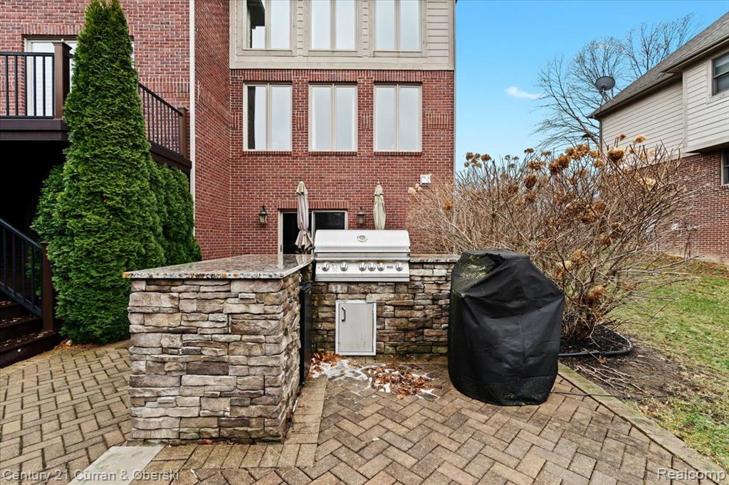 46782 Merion Circle, Northville, MI 48168 — Photo 33