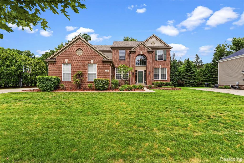 6323 Moonstone Drive, Grand Blanc, MI 48439 — Photo 2