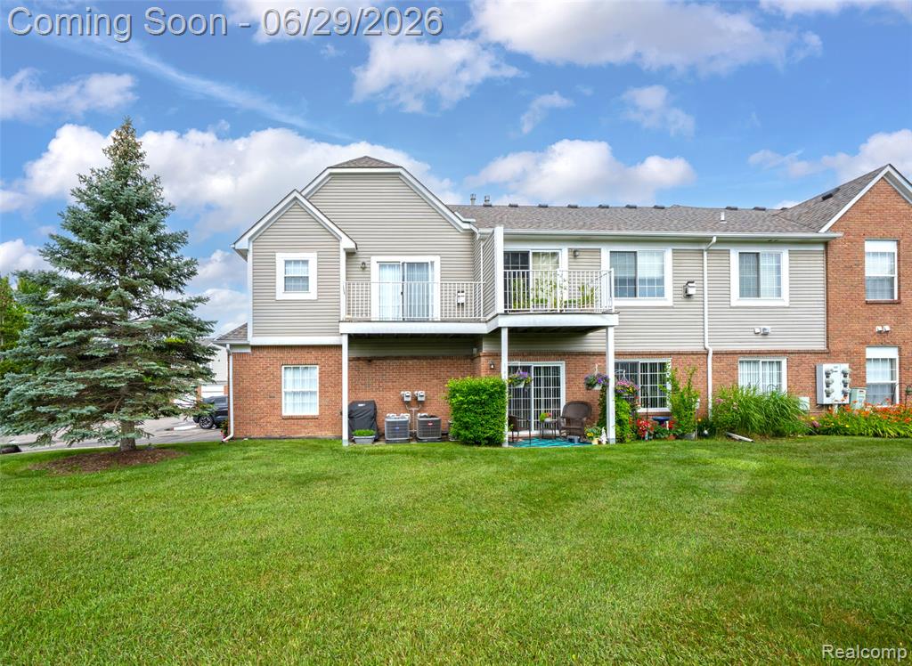 54726 Monarch Drive, Utica, MI 48316 — Photo 4