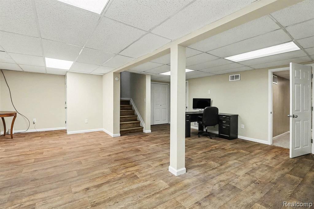 21920 Quail Ridge Drive N, Brownstown, MI 48193 — Photo 20