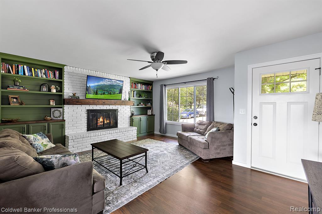 4293 LAPEER Street, Columbiaville, MI 48421 — Photo 13
