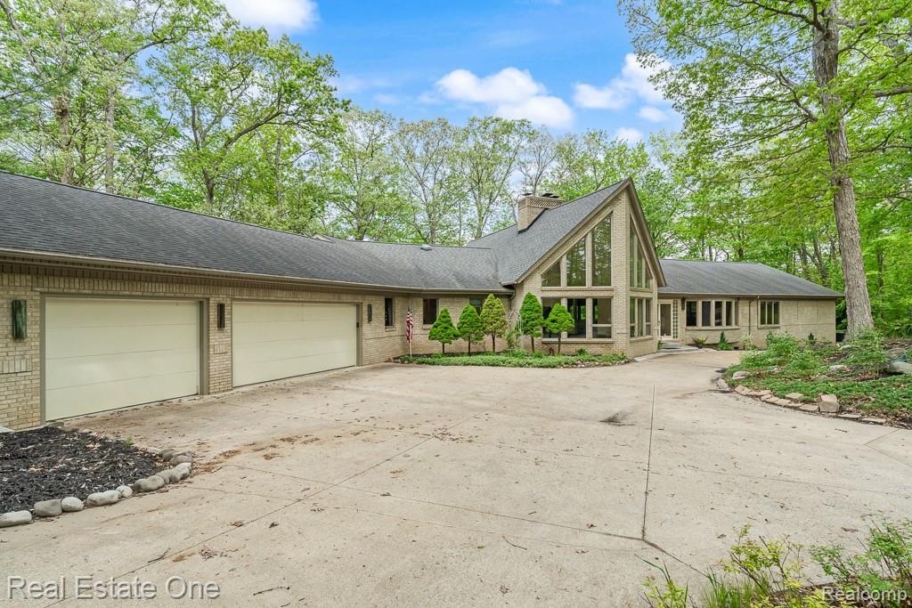 2670 Spring Grove Drive, Brighton, MI 48114 — Photo 49
