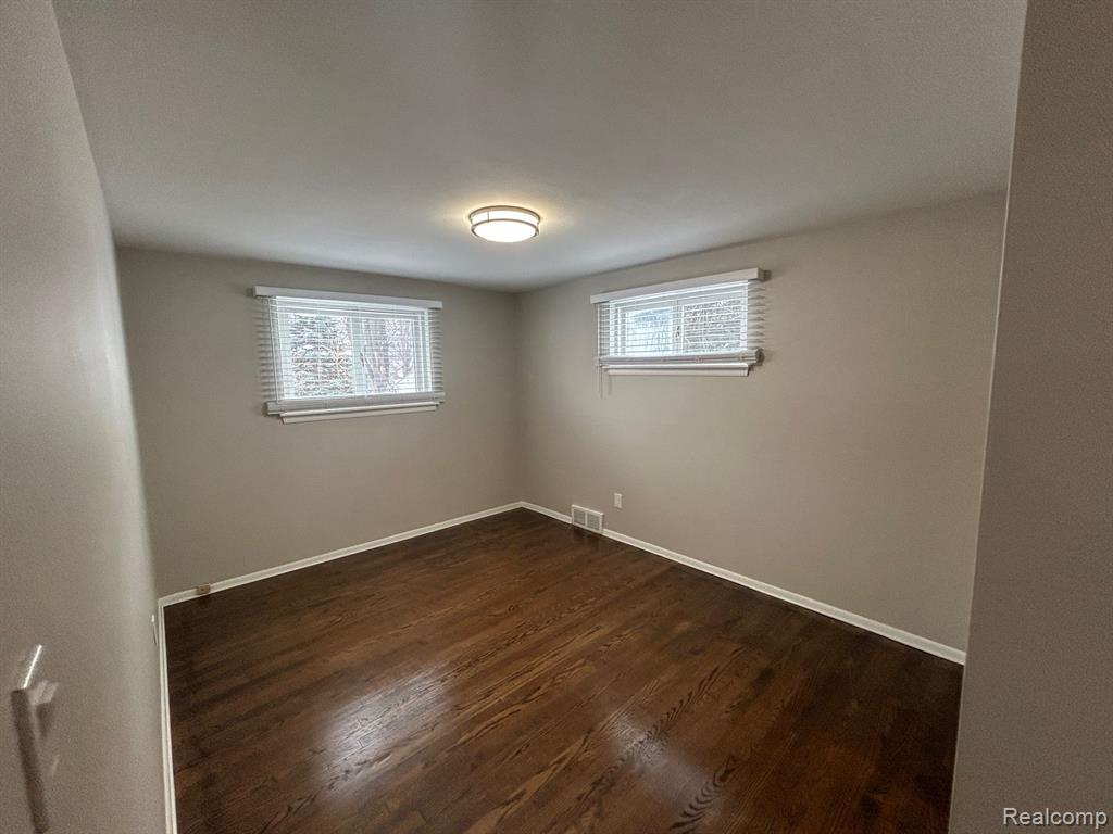 4472 BUCHANAN Avenue, Warren, MI 48092 — Photo 7