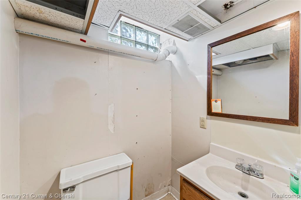 505 Hollywood Avenue, Grosse Pointe Woods, MI 48236 — Photo 28