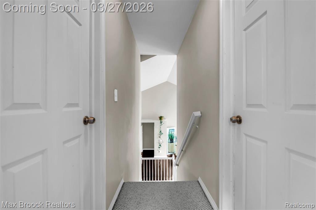1086 Williamson Circle, Pontiac, MI 48340 — Photo 32