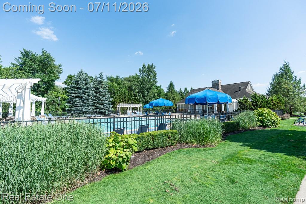 1067 Newgate Court, Oakland, MI — Photo 43