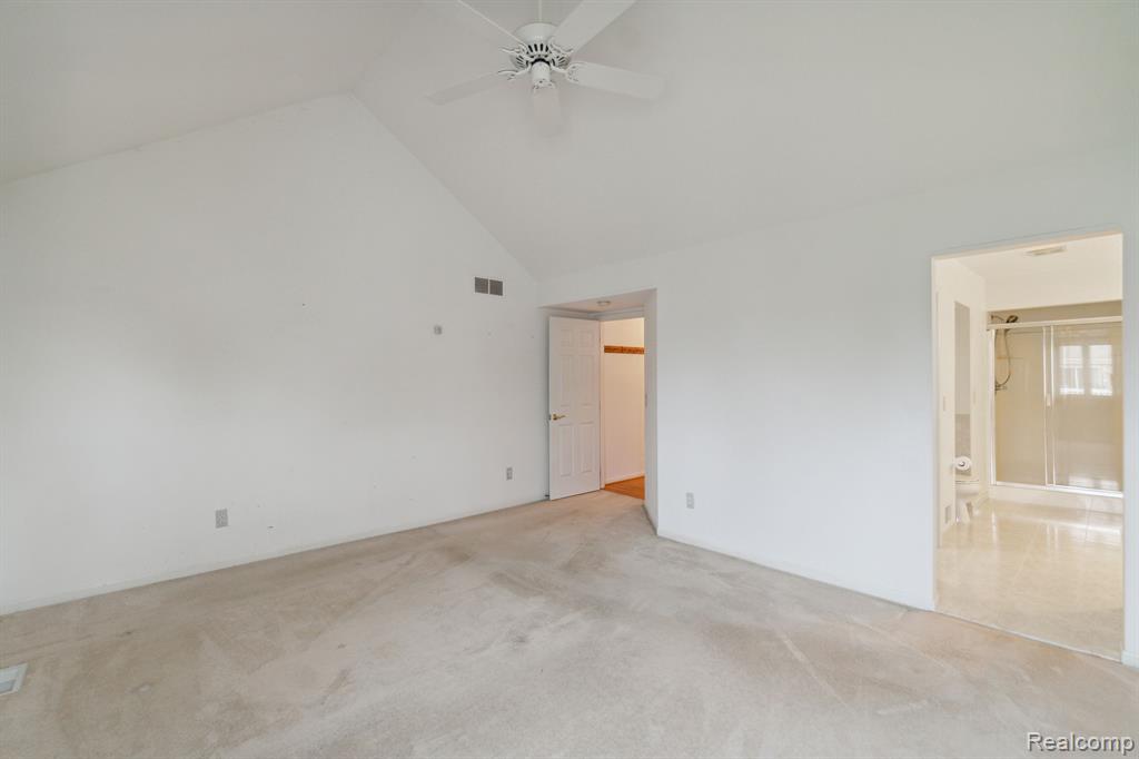 8062 FOX HOLLOW Road, Goodrich Vlg, MI — Photo 20