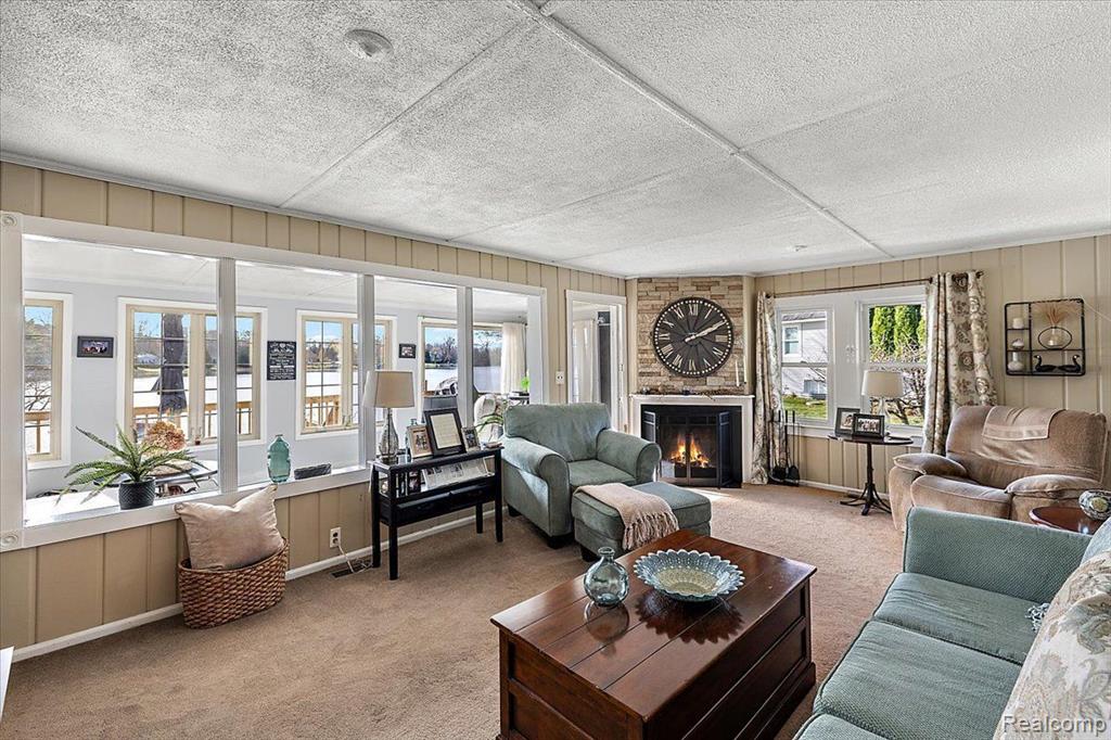 6738 GRAND BEACH Drive, Brighton, MI 48114 — Photo 27