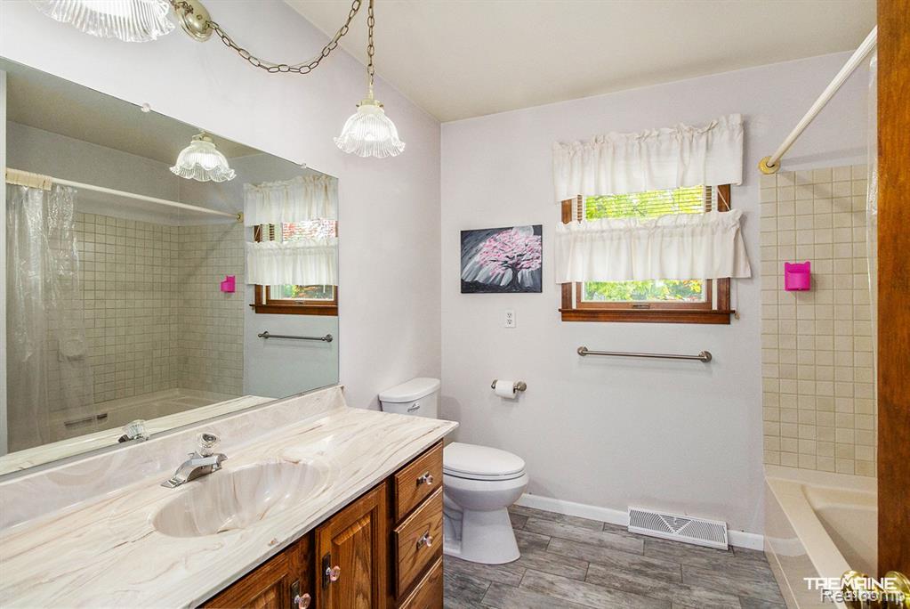 7469 N ELMS Road, Flushing, MI 48433 — Photo 10