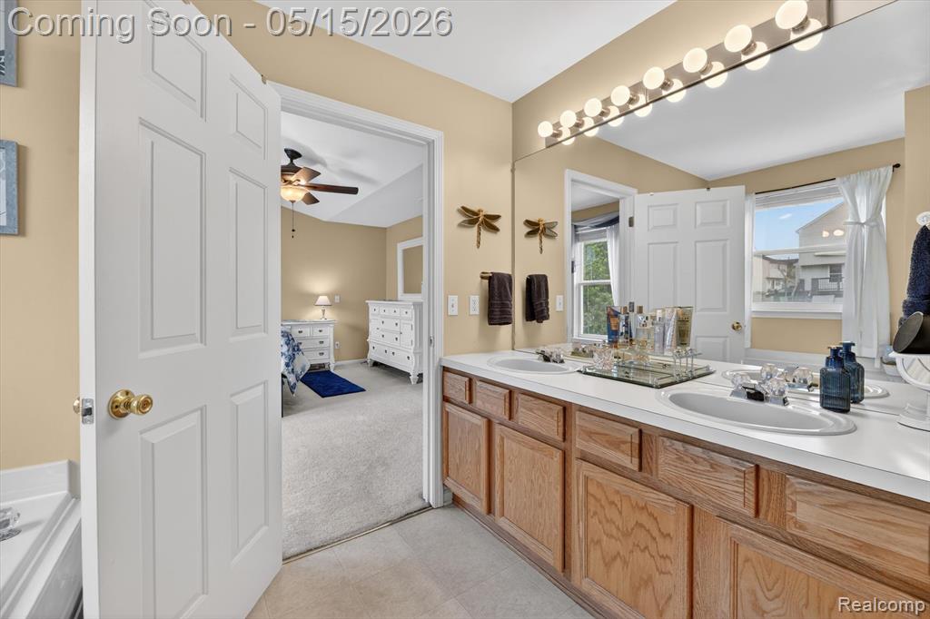 809 Canyon Creek Drive, Holly, MI 48442 — Photo 34