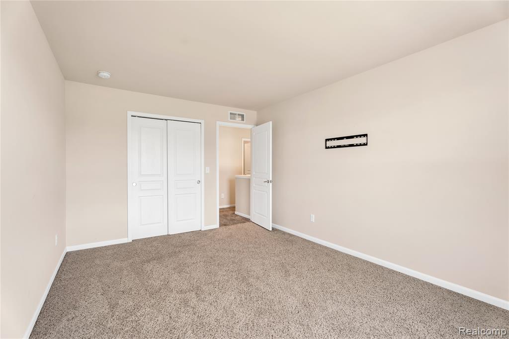 6119 AMBER Lane, Grand Blanc, MI 48439 — Photo 24