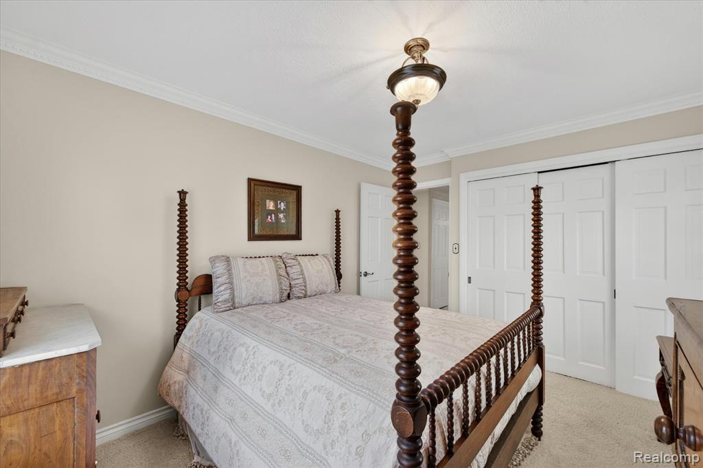 13960 Ridgewood Drive, Plymouth, MI 48170 — Photo 34