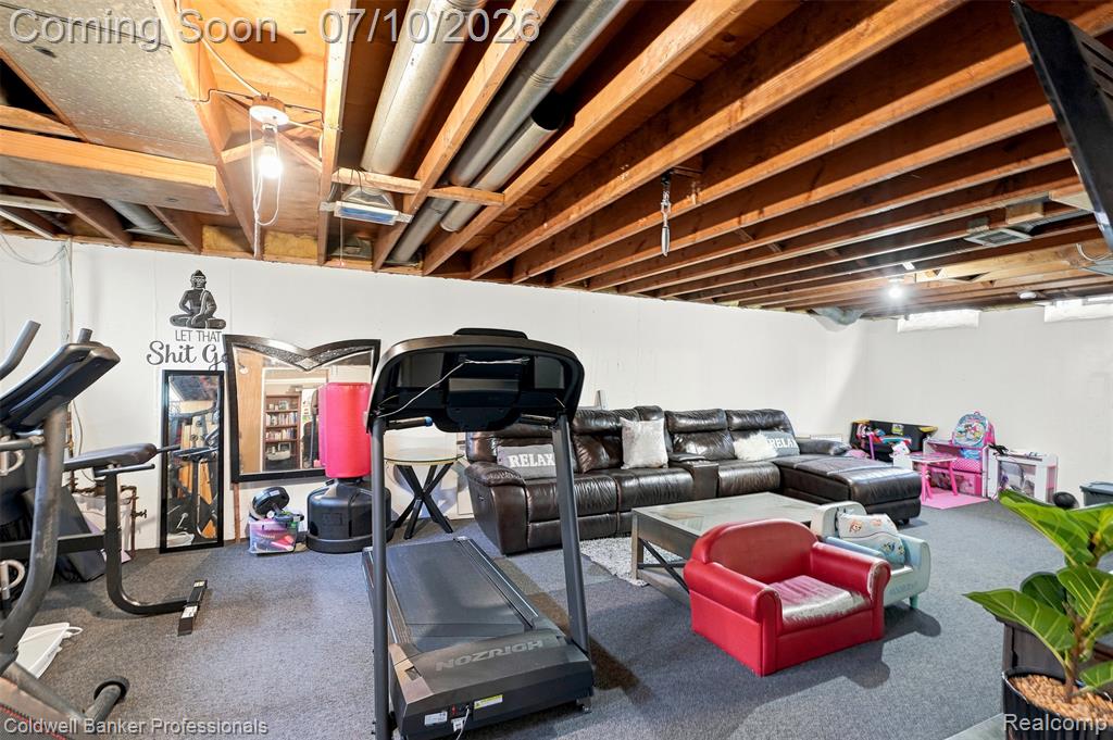 23821 Manistee Street, Oak Park, MI 48237 — Photo 30