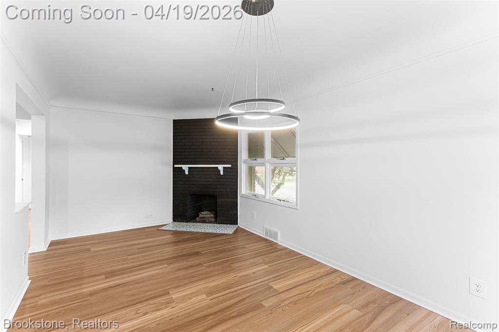 719 W 12 Mile Road, Royal Oak, MI 48073 — Photo 9