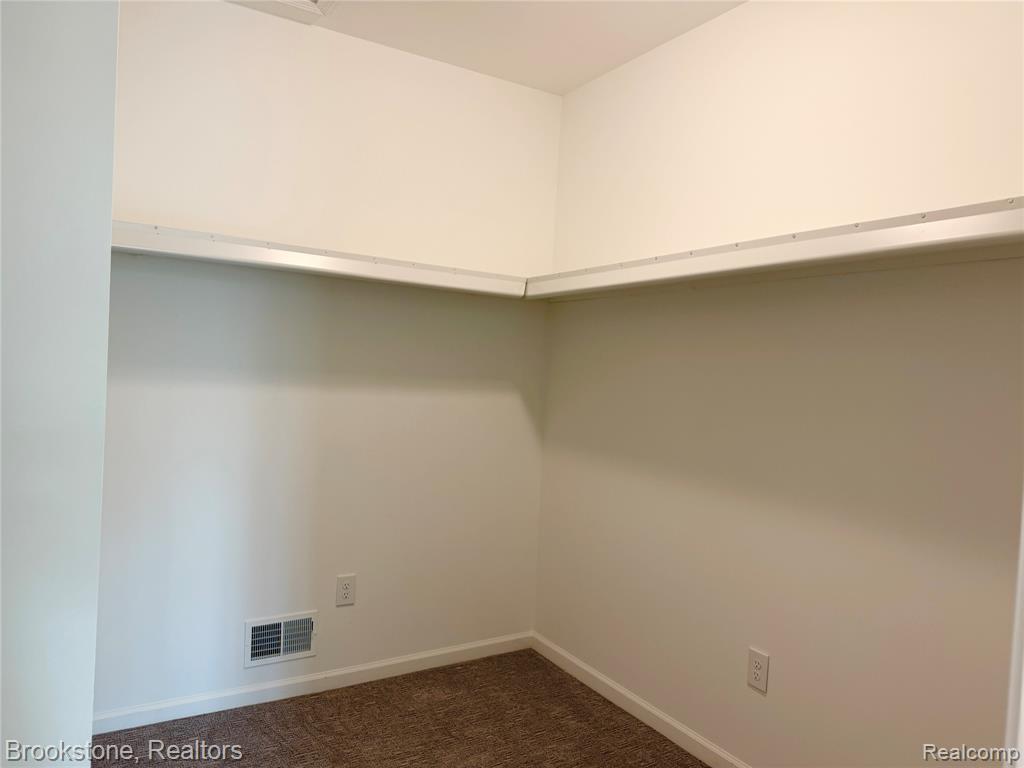 37116 Moravian Drive, Clinton Twp, MI 48036 — Photo 33