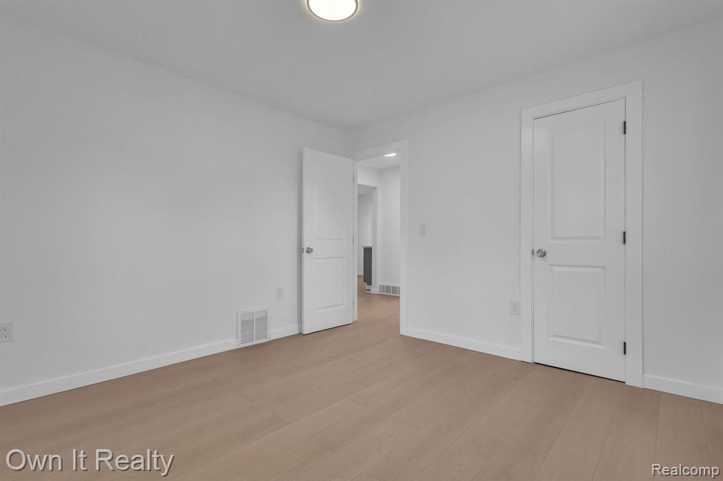 11624 Wayburn Street, Detroit, MI 48224 — Photo 11