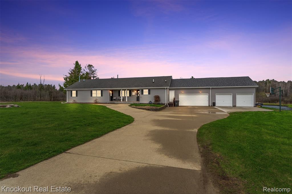 4800 Howell Road, Otter Lake, MI 48464 — Photo 2