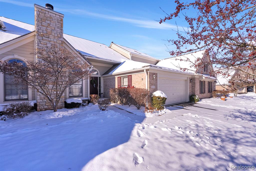16729 Lyonhurst Circle, Northville, MI 48168 — Photo 5