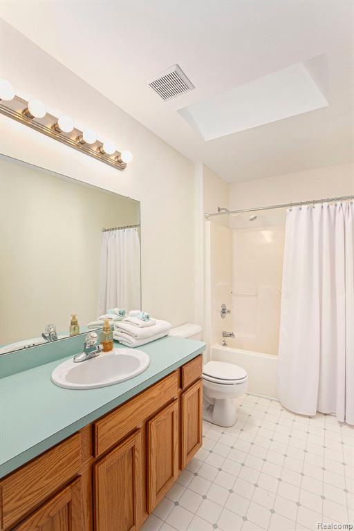 8423 MISTY, Grand Blanc, MI 48439 — Photo 19