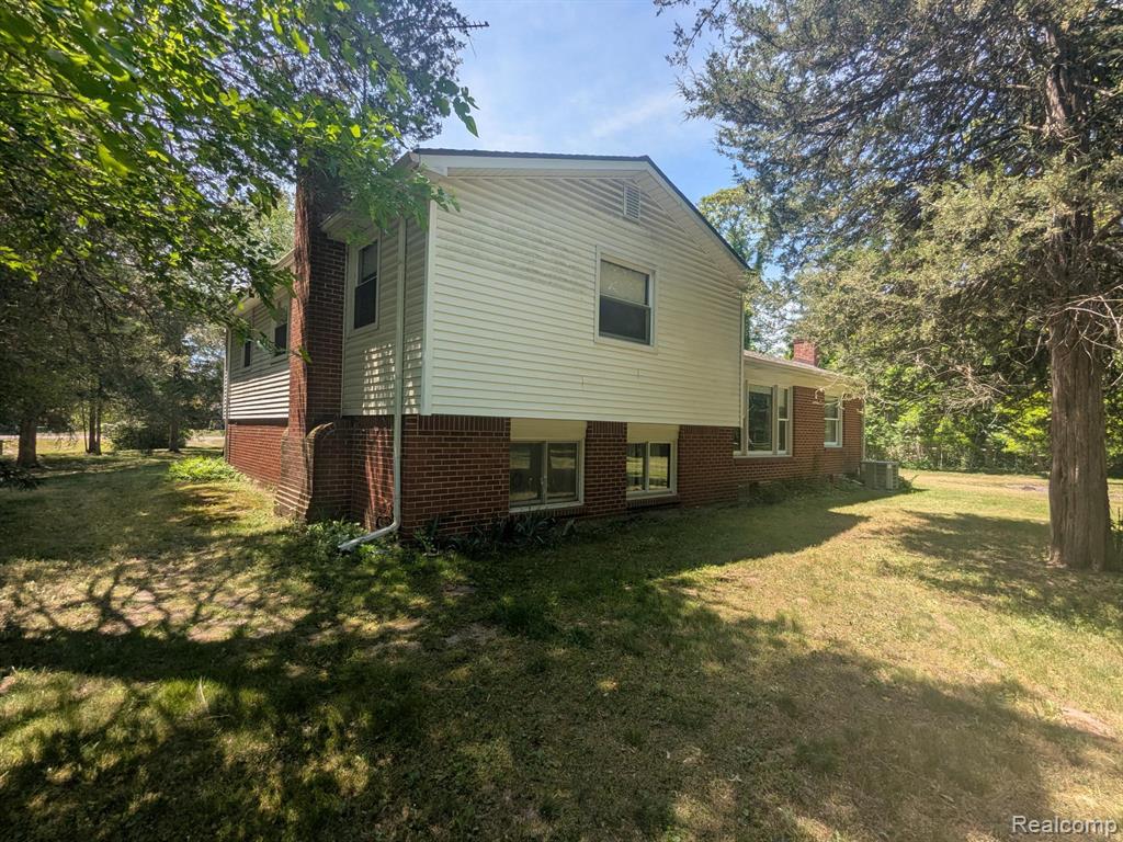 3211 McCluskey, Pinckney, MI 48169 — Photo 16
