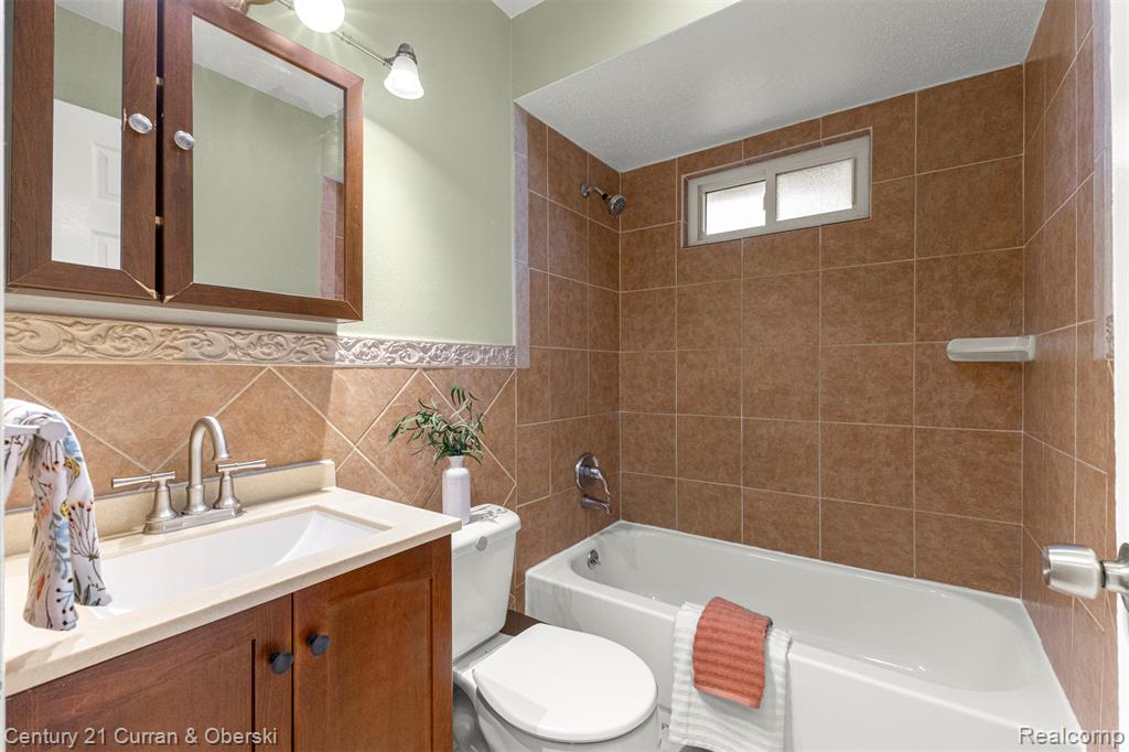 6631 Elm Street, Taylor, MI 48180 — Photo 14