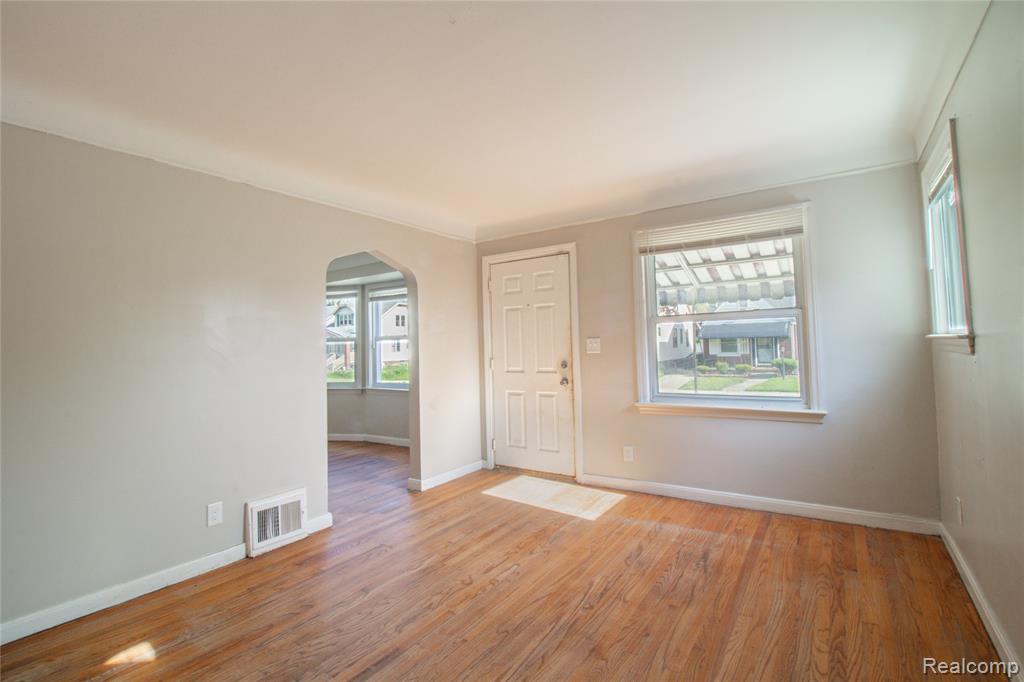 14952 Elmdale Street, Detroit, MI 48213 — Photo 5
