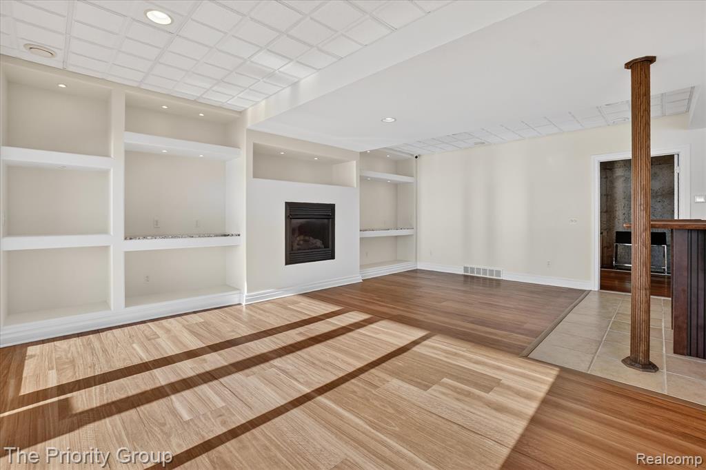 11467 Bay Shore Drive, Fenton, MI, 48430