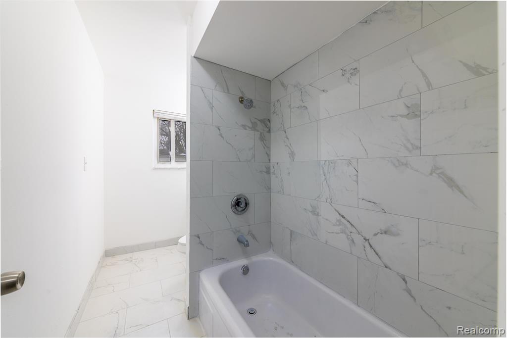 8041 VAUGHAN Street, Detroit, MI 48228 — Photo 10