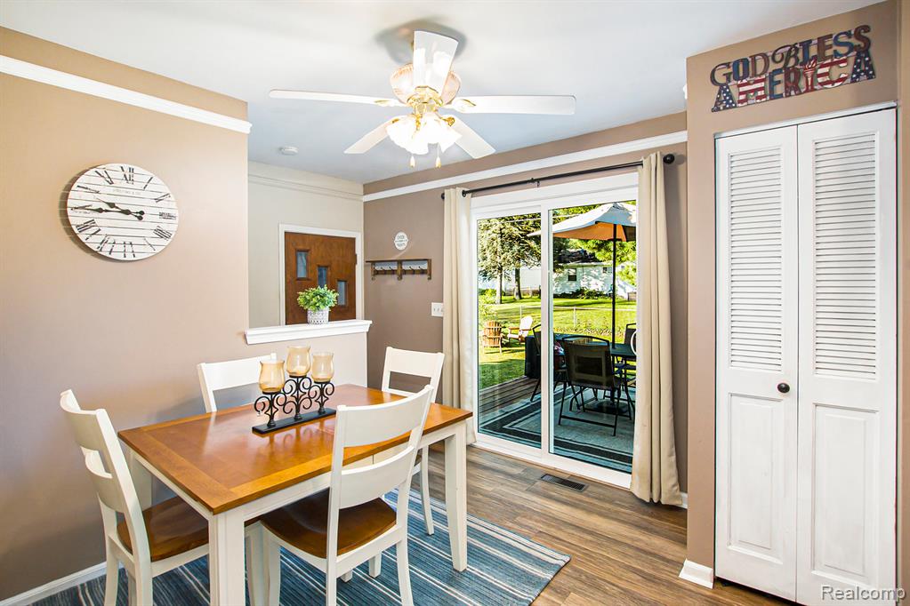 477 Chicago Drive, Howell, MI 48843 — Photo 4