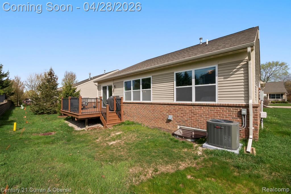 1091 Paddock Drive, South Lyon, MI 48178 — Photo 61